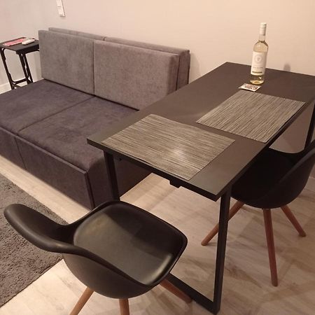 Greyblack Styles Apartment Budapeste Exterior foto