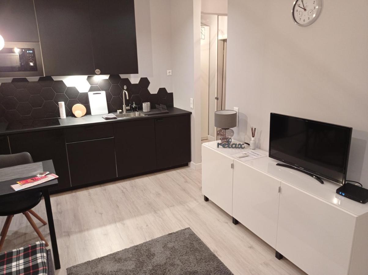Greyblack Styles Apartment Budapeste Exterior foto